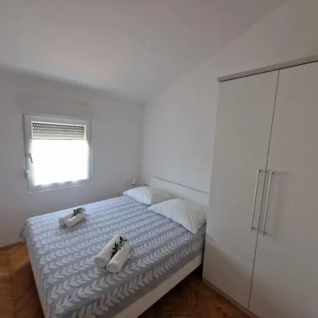 Apartment Lugovic